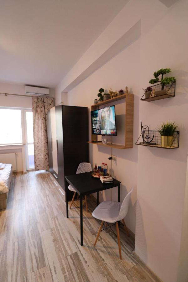 Charming Cozy Studio - Old Town - Free Minibar Apartment Bucharest Exterior photo
