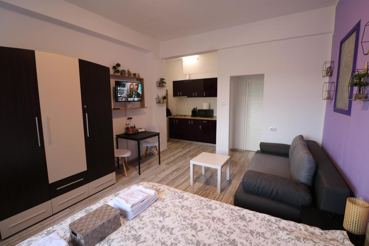 Charming Cozy Studio - Old Town - Free Minibar Apartment Bucharest Exterior photo